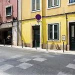 Apartamento Campolide Door